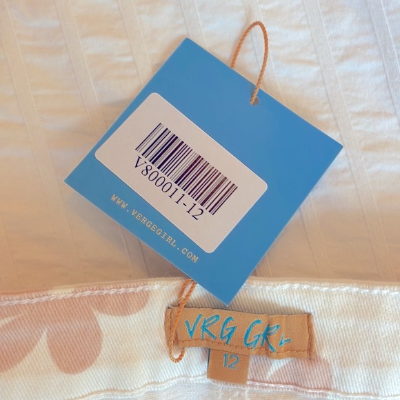 Verge Girl VRG GRL Blush Pink Shorts - Picture 4 of 4